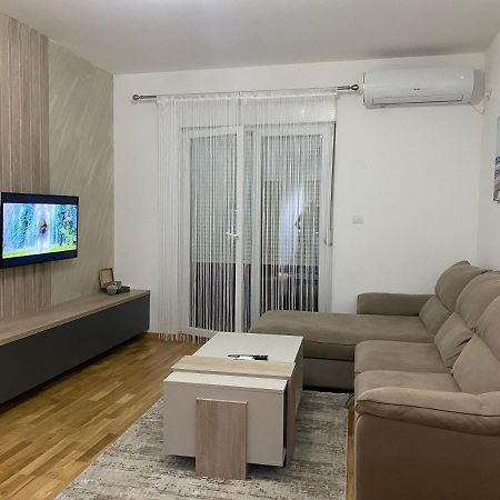 Stylish Charming Apartment Podgorica Exterior photo